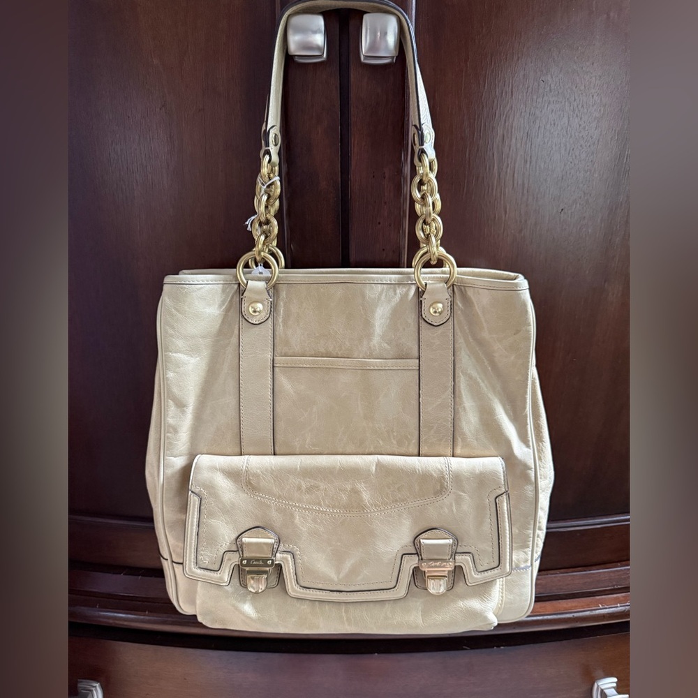 Elegant Cream Tote Bag